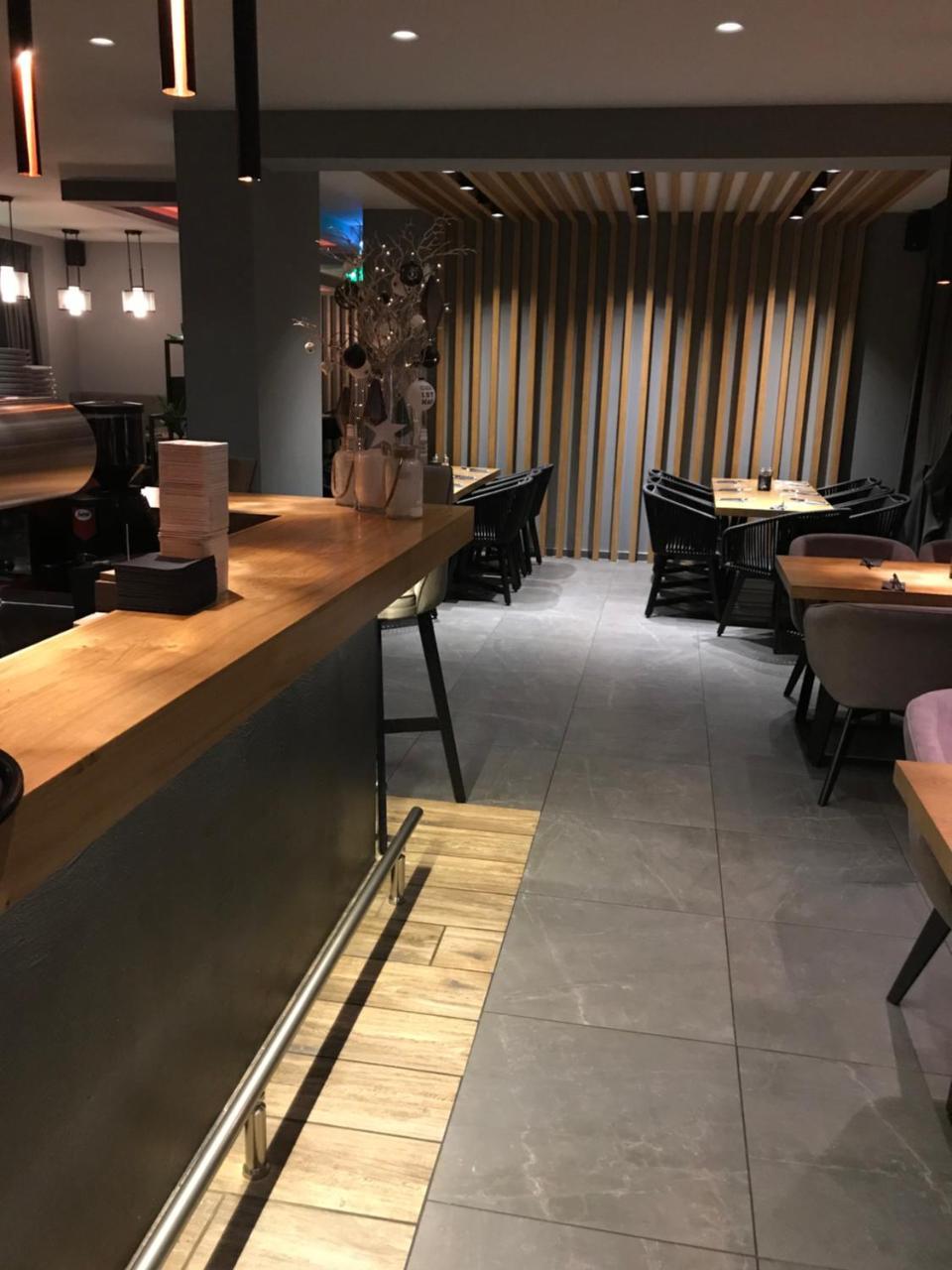 Akropolis Hotel Нюрнберг Екстериор снимка