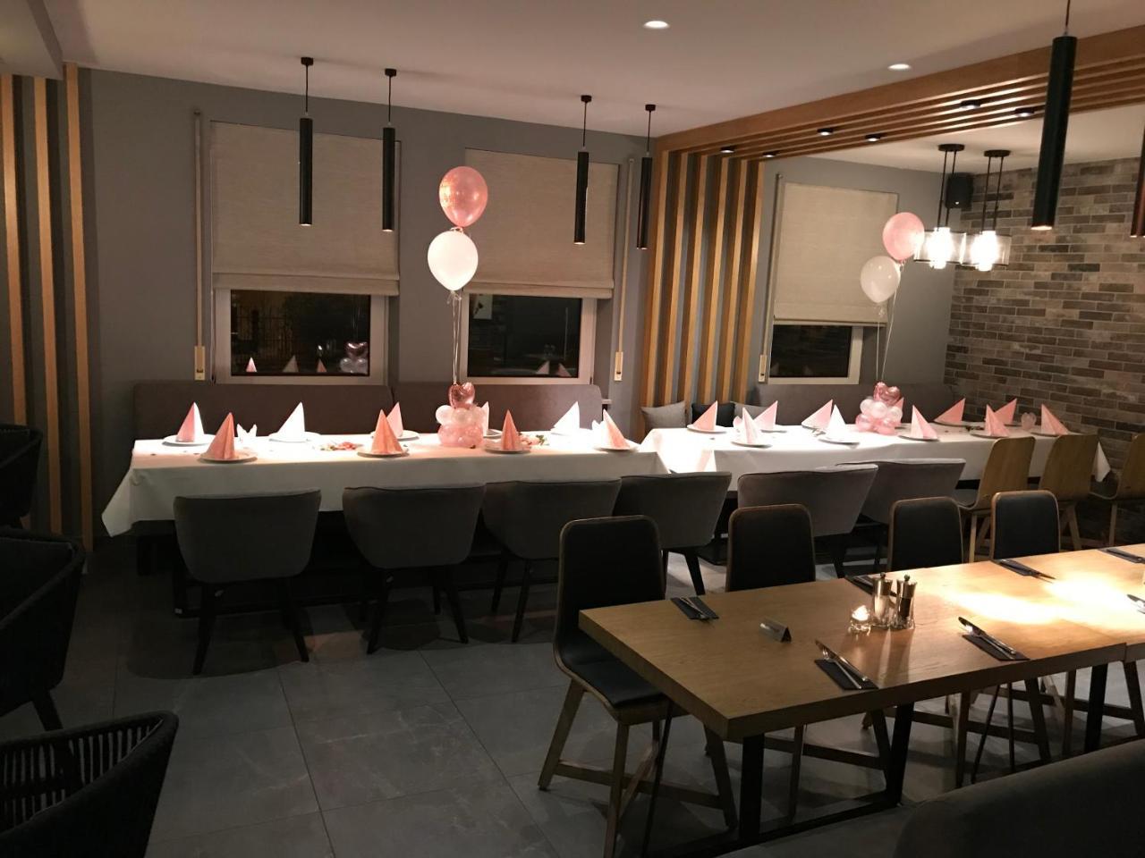Akropolis Hotel Нюрнберг Екстериор снимка