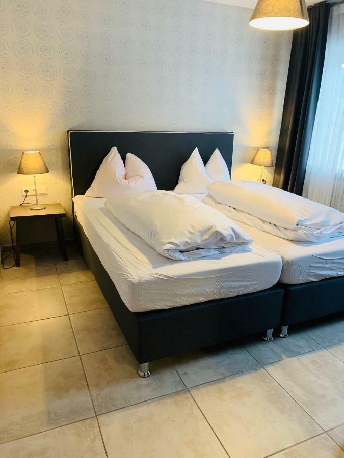 Akropolis Hotel Нюрнберг Екстериор снимка